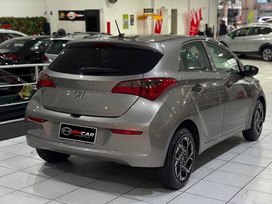 HYUNDAI HB20 1.0 5 ANOS 12V FLEX 4P MANUAL HYUNDAI HB20 1.0 5 ANOS 12V FLEX 4P MANUAL